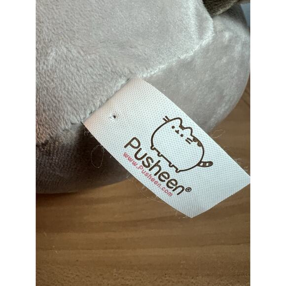 Hot Cocoa Pusheen with Santa Hat Whipped Cream Rare Discontinued 9” - Picture 6 of 8